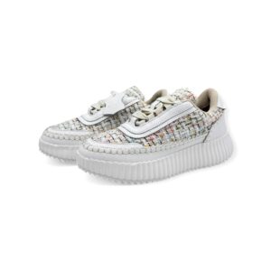 Białe sneakersy z kolorową nitką