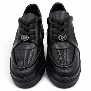 Czarne, skórzane sneakersy z wężowym tłoczeniem